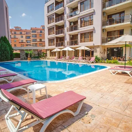 Magnolia Garden Słoneczny Brzeg