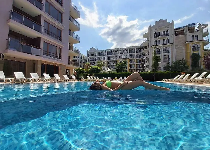 Ξενοδοχείο με διαμερίσματα Magnolia Garden 3*