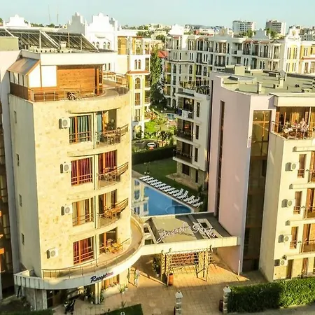 Magnolia Garden Aparthotel 3*