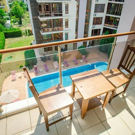Magnolia Garden Aparthotel Sunny Beach